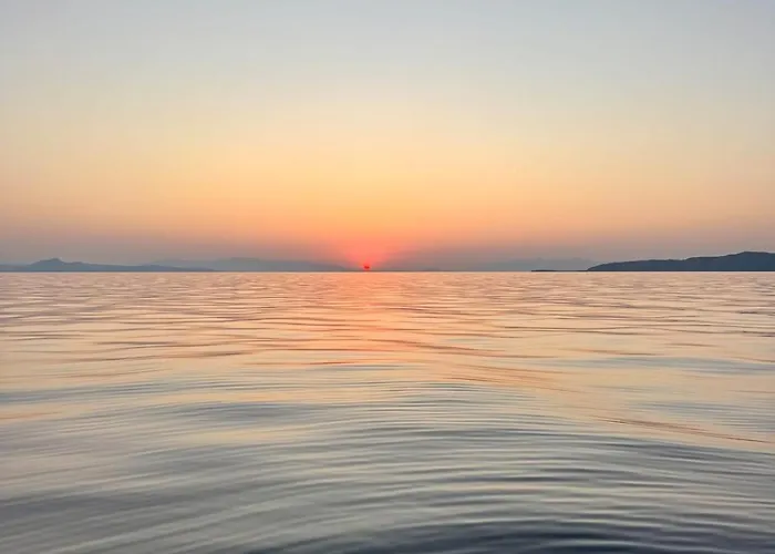 Koesedere Stone ヴィラ カラブルン