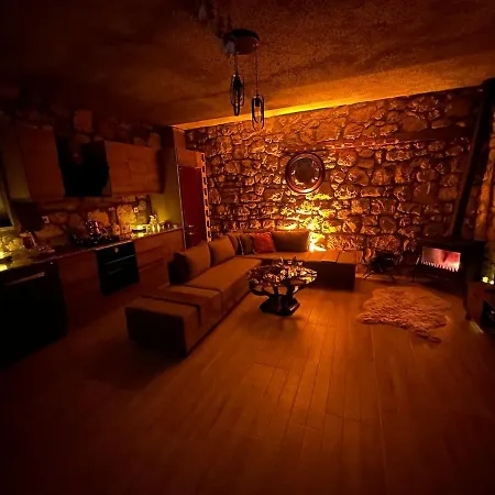 Villa Koesedere Stone