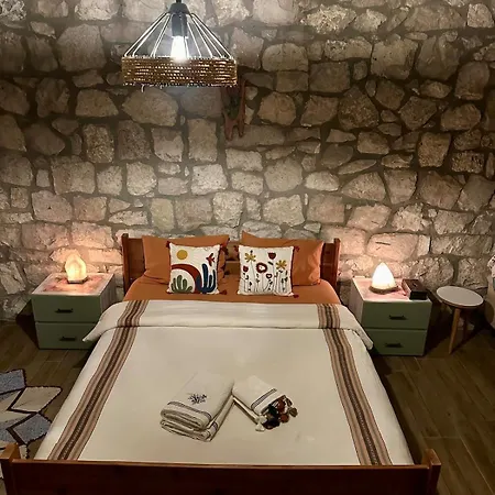 Koesedere Stone Villa