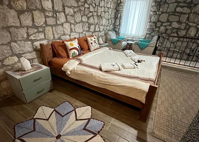 Koesedere Stone Villa Karaburun (Izmir)